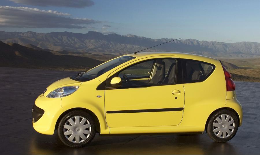  Peugeot 107 2006 года  (фото 41 из 48)